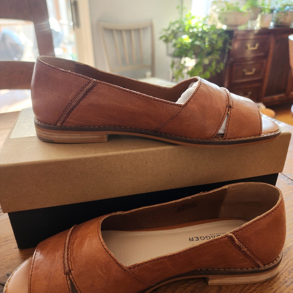 Kelsi Dagger Women's Tan Leather Shoes - Picture 2 of 4